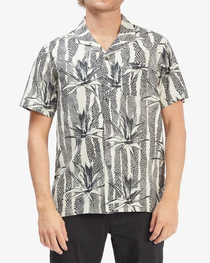 BILLABONG Sundays Vacay Short Sleeve Shirt NAVY 5 BILLABONG Sundays Vacay Short Sleeve Shirt NAVY - Image 5