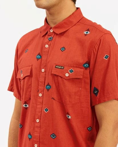BILLABONG Wrangler Distant Land Short Sleeve Shirt CRIMSON 4 BILLABONG Wrangler Distant Land Short Sleeve Shirt CRIMSON - Image 4