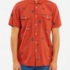 BILLABONG Wrangler Distant Land Short Sleeve Shirt CRIMSON