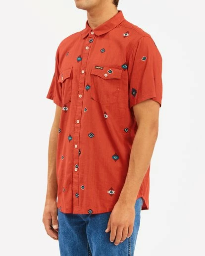 BILLABONG Wrangler Distant Land Short Sleeve Shirt CRIMSON 2 BILLABONG Wrangler Distant Land Short Sleeve Shirt CRIMSON - Image 2