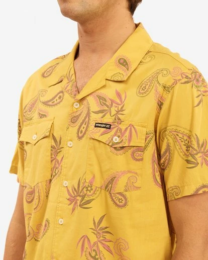 BILLABONG Wrangler Hazy Paisley Vacay Short Sleeve Shirt SUNRISE 5 BILLABONG Wrangler Hazy Paisley Vacay Short Sleeve Shirt SUNRISE - Image 5