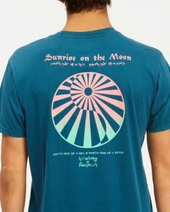 BILLABONG Moon Wave Washed Short Sleeve T-Shirt NAVY 10 BILLABONG Moon Wave Washed Short Sleeve T-Shirt NAVY -Mens Accessories Sales 2022 abyzt00624 billabongw nvy dtl1 1