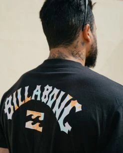BILLABONG Arch Fill Short Sleeve T-Shirt BLACK 11 BILLABONG Arch Fill Short Sleeve T-Shirt BLACK -Mens Accessories Sales 2022 abyzt00868 billabongl blk frt1 3