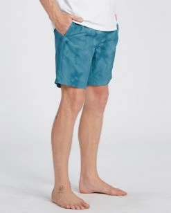 BILLABONG A/Div Surftrek Perf Elastic Short 18" DARK TEAL TIE DYE 17 BILLABONG A/Div Surftrek Perf Elastic Short 18" DARK TEAL TIE DYE -Mens Accessories Sales 2022 m2461bsp billabongw dty sd1 1